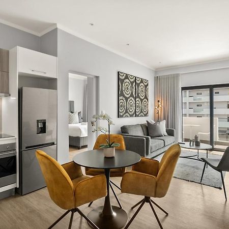 The Monroe Luxury Apartments Йоханесбург Екстериор снимка