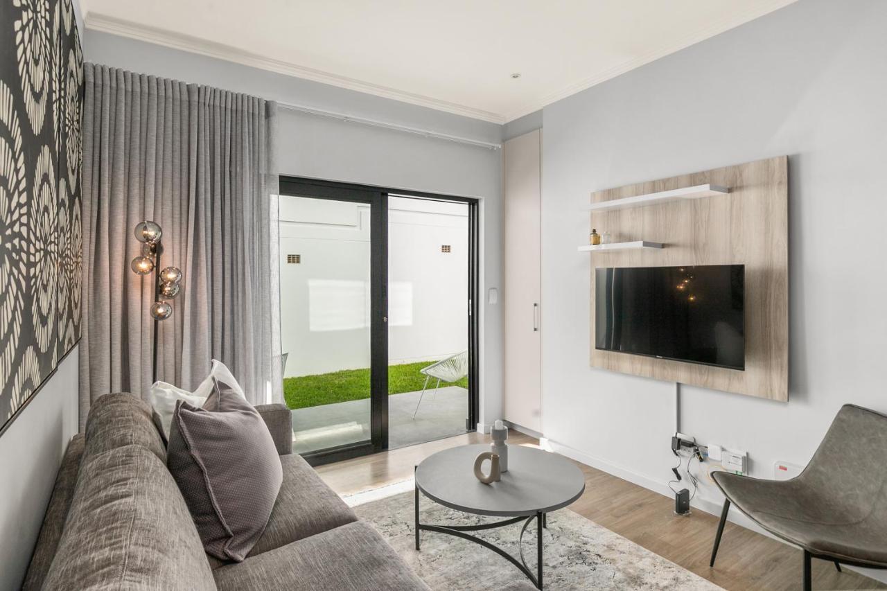 The Monroe Luxury Apartments Йоханесбург Екстериор снимка