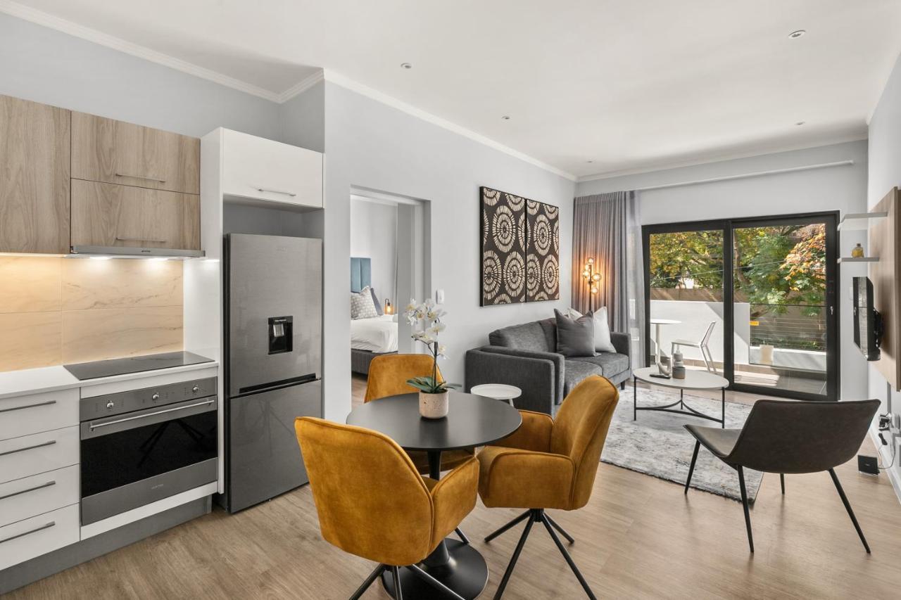 The Monroe Luxury Apartments Йоханесбург Екстериор снимка