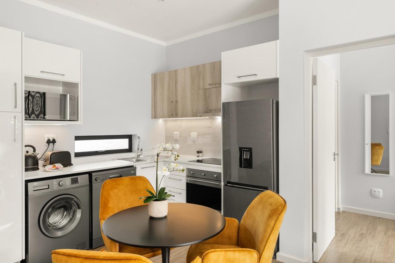 The Monroe Luxury Apartments Йоханесбург Екстериор снимка
