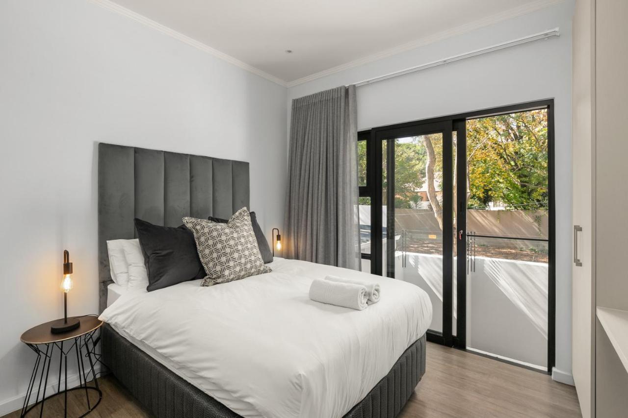 The Monroe Luxury Apartments Йоханесбург Екстериор снимка