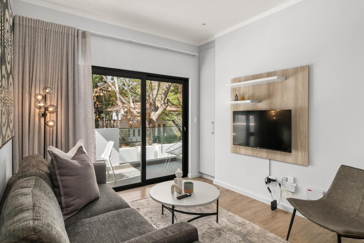 The Monroe Luxury Apartments Йоханесбург Екстериор снимка