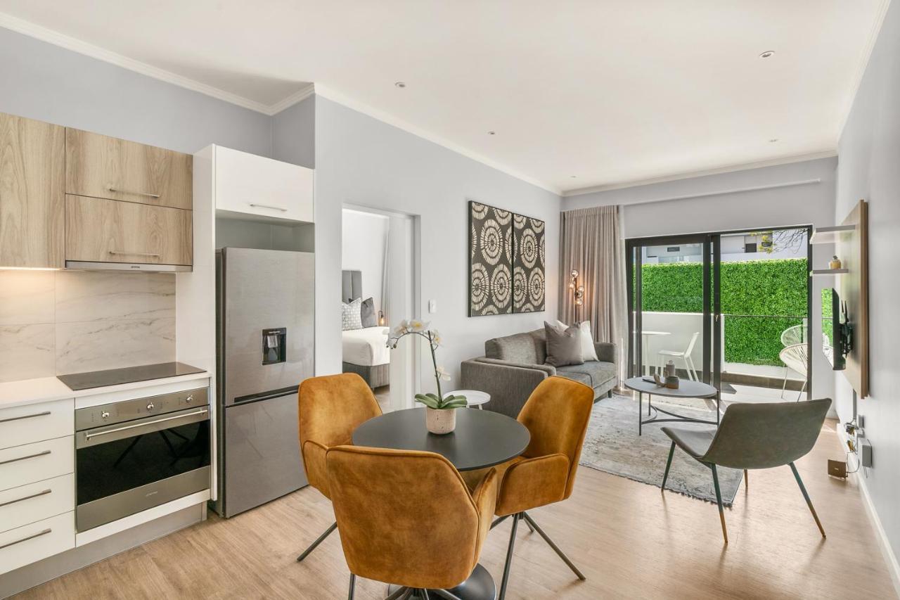 The Monroe Luxury Apartments Йоханесбург Екстериор снимка