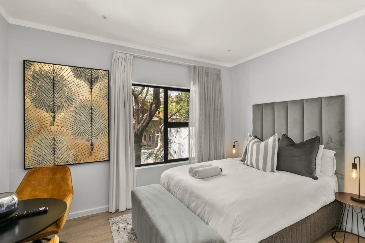 The Monroe Luxury Apartments Йоханесбург Екстериор снимка