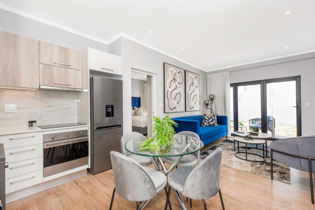 The Monroe Luxury Apartments Йоханесбург Екстериор снимка